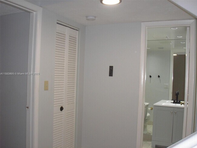 Foto del edificio - 8129 SW 87th Terrace