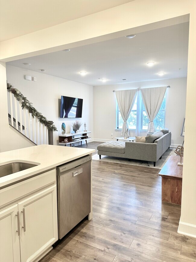 Foto del edificio - 10338 Ratcliffe Trl