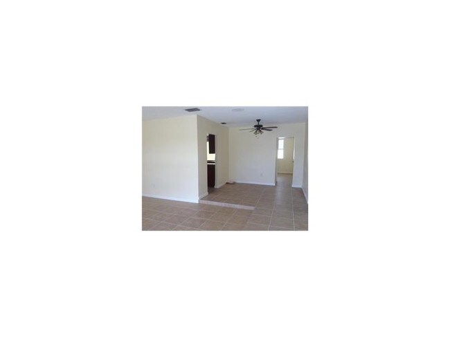 Building Photo - 8361 NW 25th St
