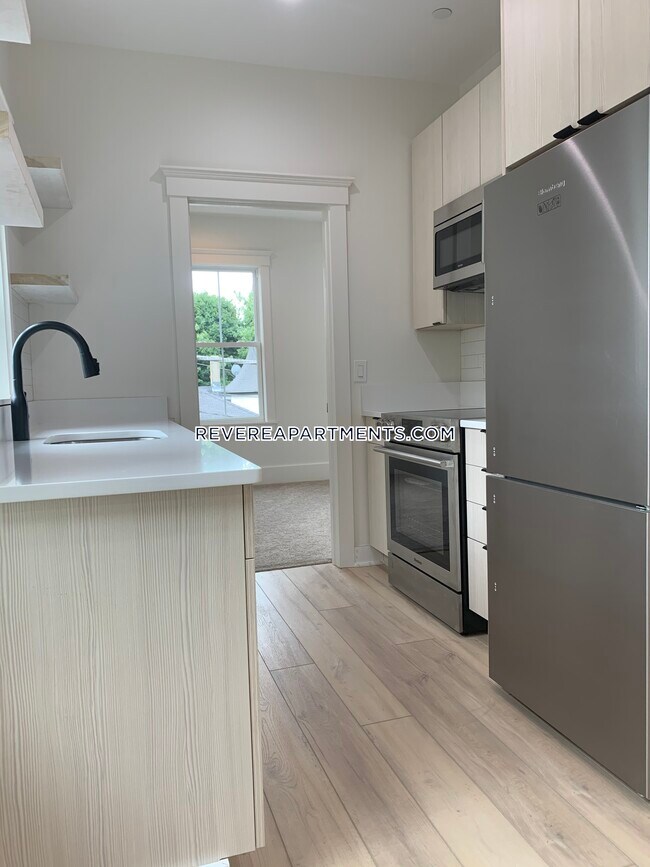 Foto del edificio - 680 Winthrop Ave
