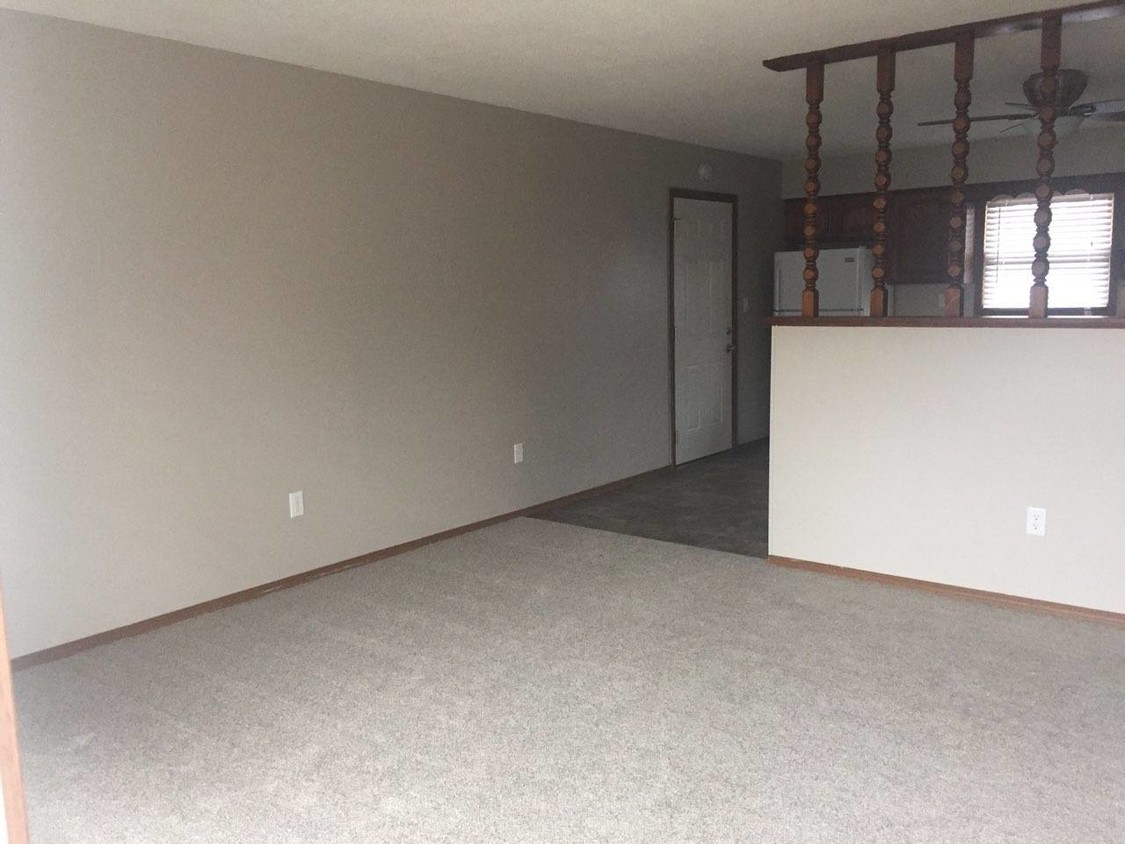 Foto principal - 302 E Boulevard St