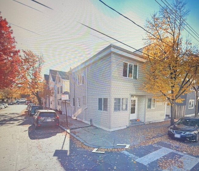 Building Photo - 296-298 Hurley Street