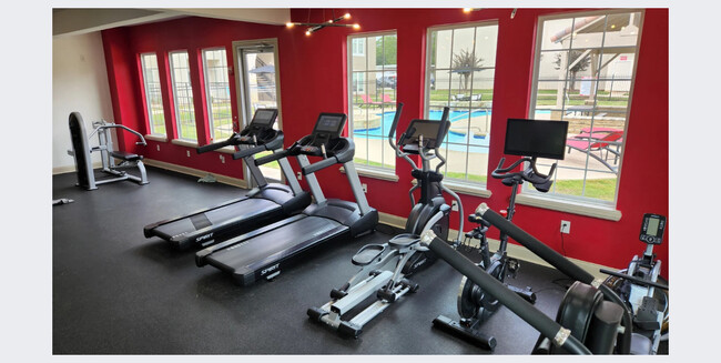 Fitness Center - Arista Apartments