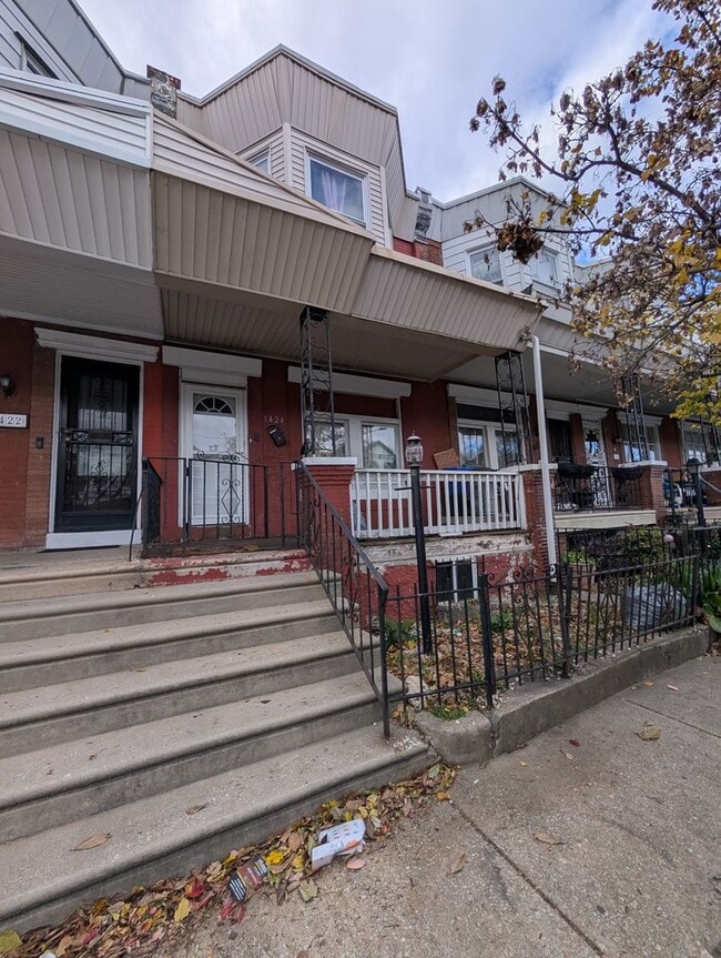 Well-maintained home. - Well-maintained home.