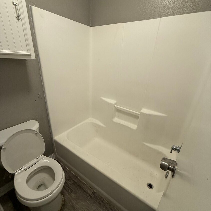 Foto del edificio - $400 Off 1st Full Month!* All Utilities In...