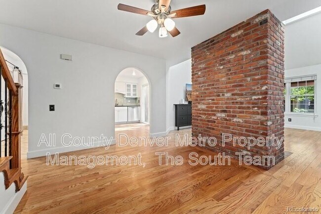 Building Photo - 7731 S Curtice Way