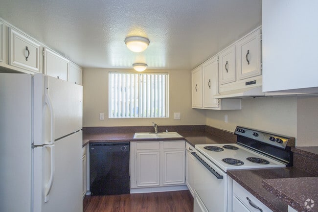 Casa La Mesa Apartments - La Mesa, CA | Apartments.com