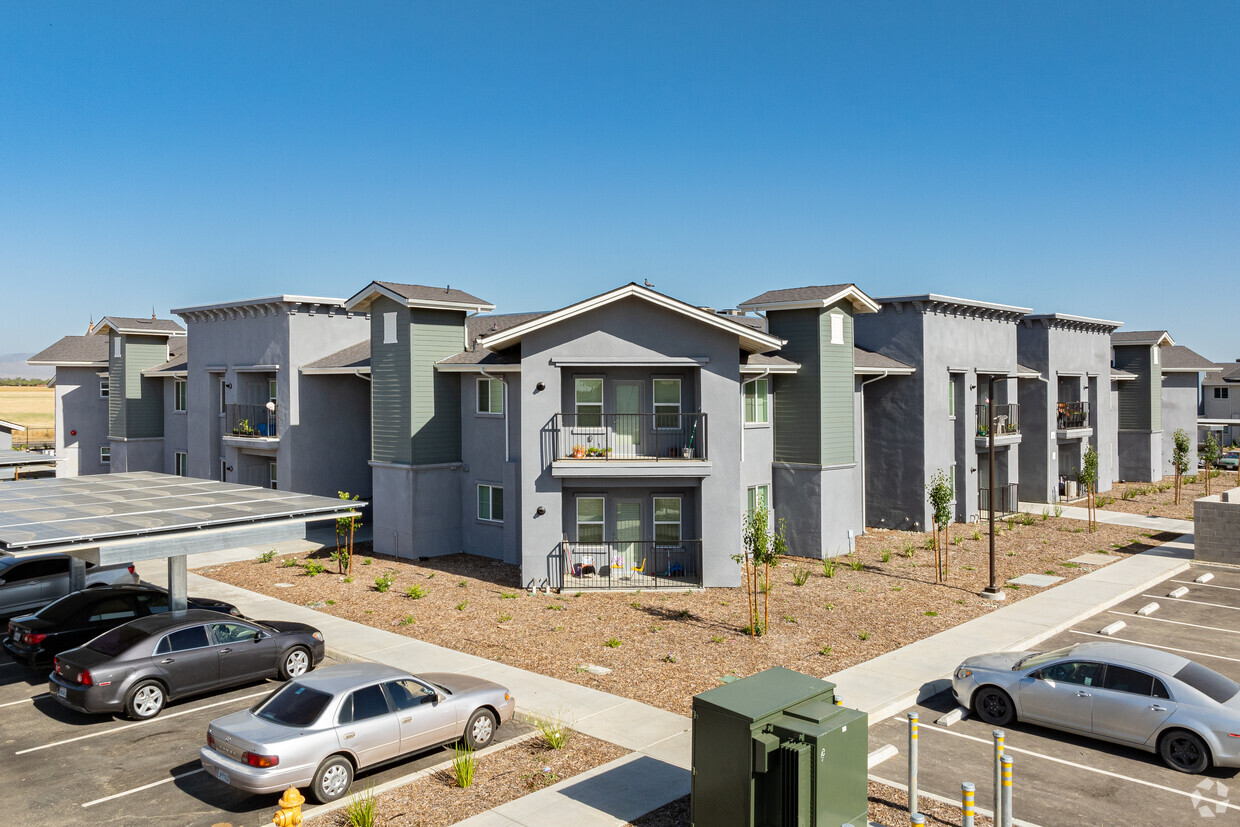 Primary Photo - Valley Village Apartments