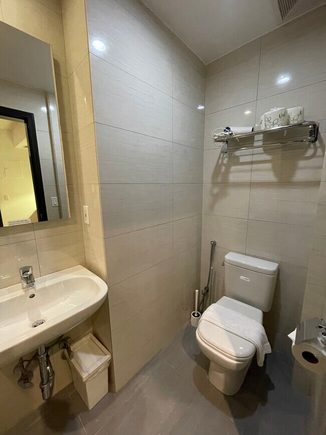 Foto del edificio - 115 E 37th St