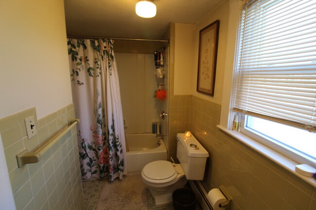 Foto del edificio - 1.0 bedroom in Somerville Massachusetts 02144