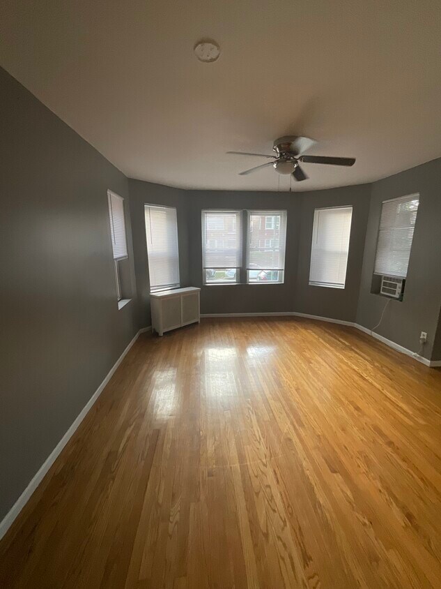 Foto principal - 7711 S Chappel Ave