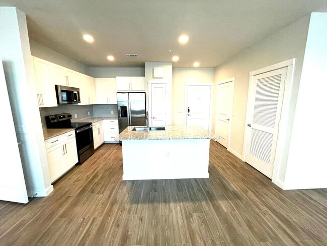 Building Photo - 295 Co Rd 138