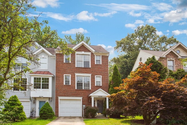 Building Photo - 2252 Commissary Cir