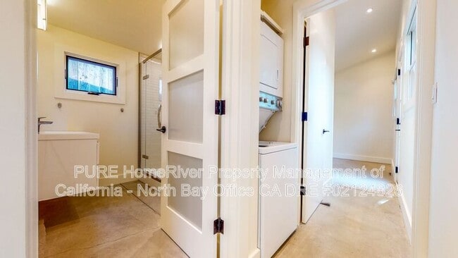Foto del edificio - 945 Brown St