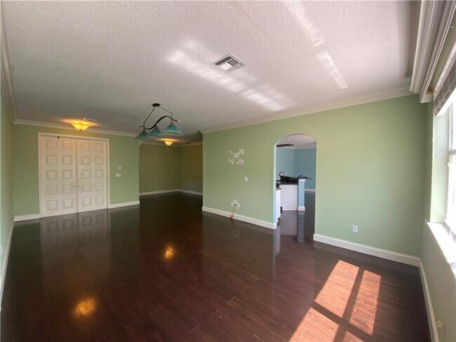 Foto del edificio - 7842 NW 62nd Ter
