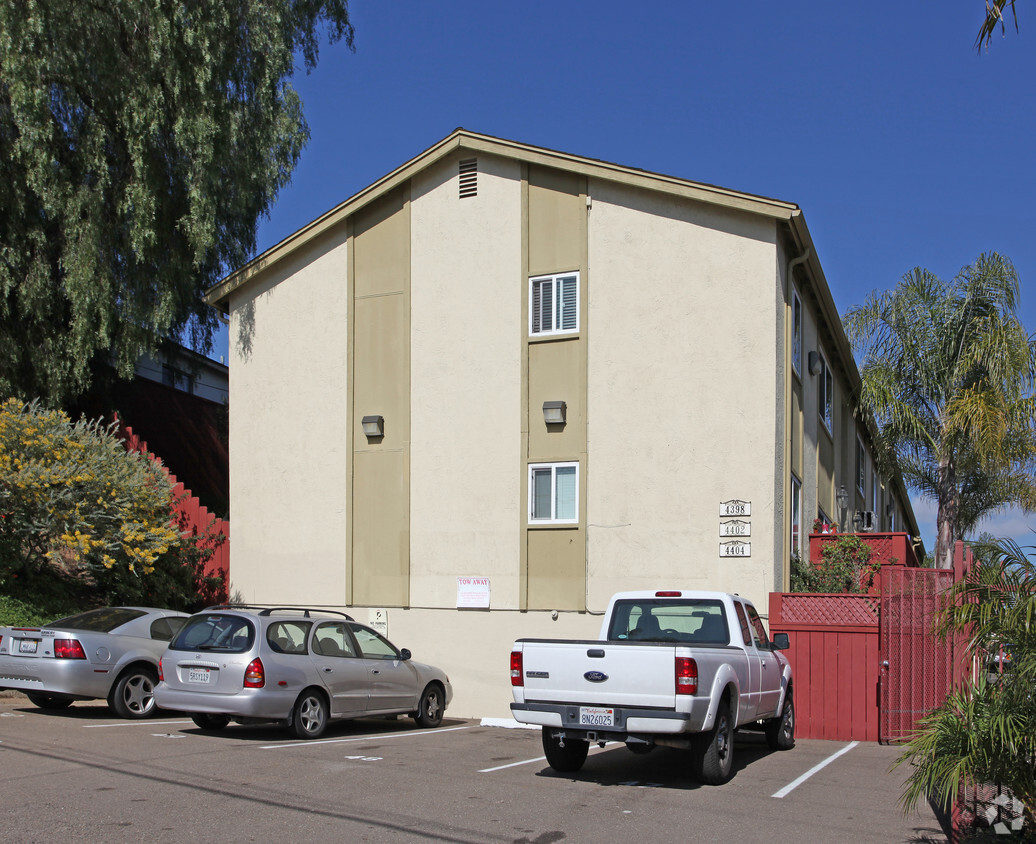 Building Photo - Alder Apartments