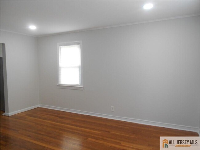 Foto del edificio - 431 Crows Mill Rd