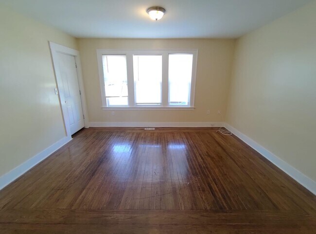 Photo - 61 Ridge St Apartments