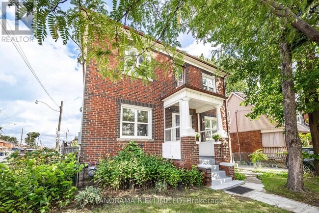 Building Photo - 134 Rockwell Ave