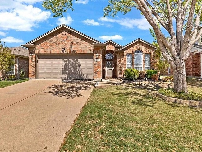 Building Photo - 2649 Chadwick Dr