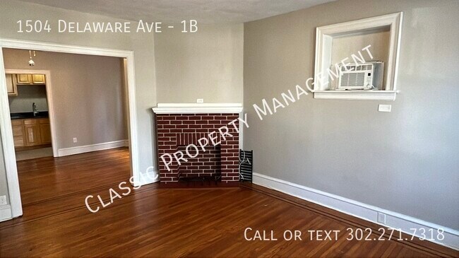 Building Photo - 1504 Delaware Ave