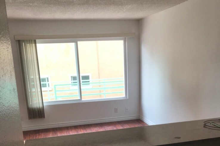 Foto principal - 2550 S Barrington Ave