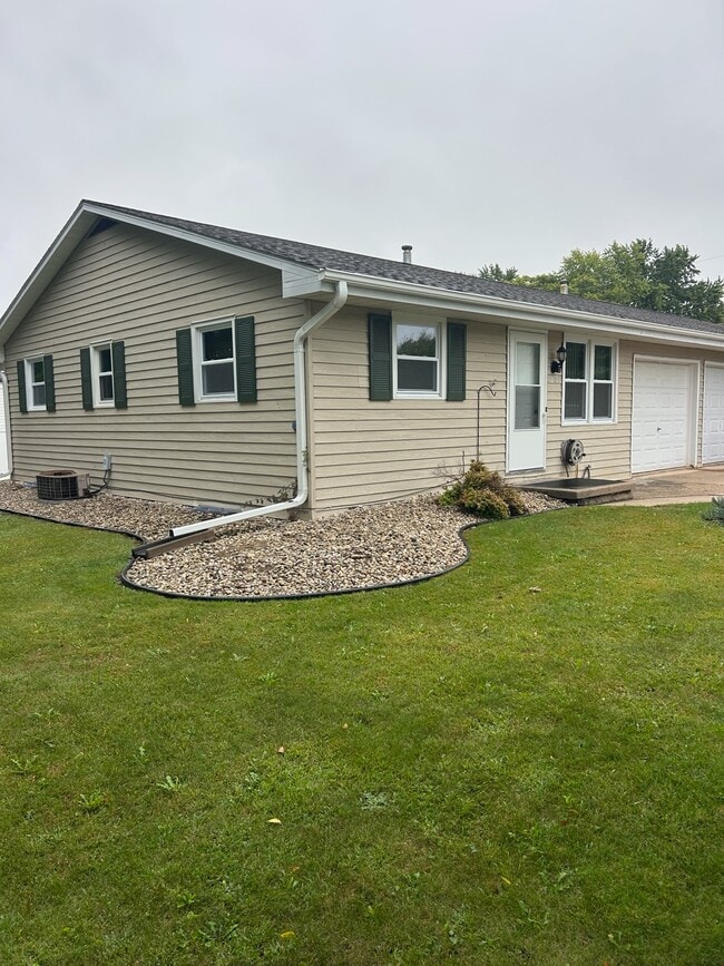 Front of Duplex - 3439 Finger Rd