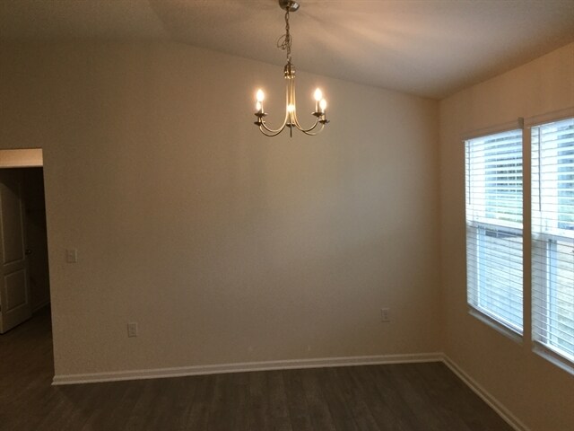 Building Photo - 297 N Hamilton Springs Rd