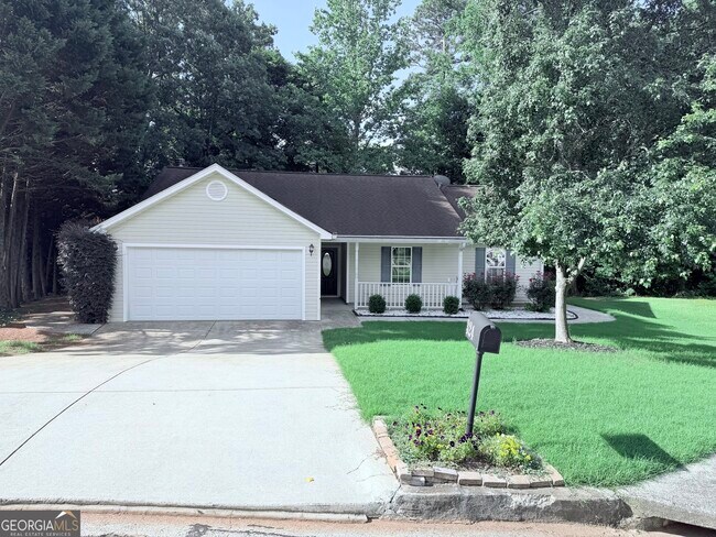 Foto del edificio - 324 Amelia Garden Way SE