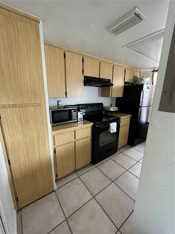 Foto del edificio - 4023 Henley Rd