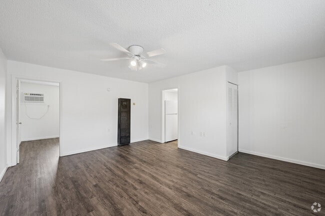 One Bedroom One Bath 1BR, 1BA - 620SF - Living Room - Haven on Canal Apartments