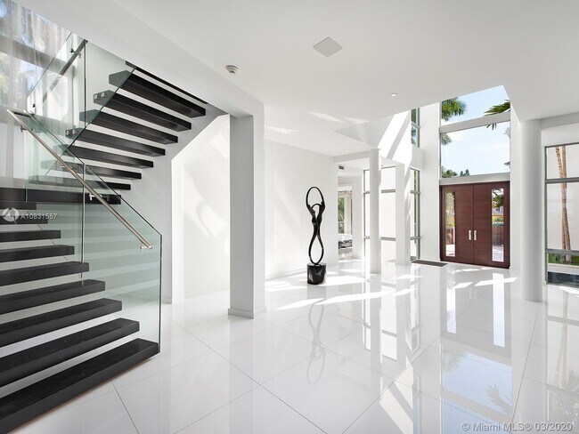 Foto del edificio - 1337 N Venetian Way