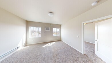 Bedroom - Marion Crossing Apartments