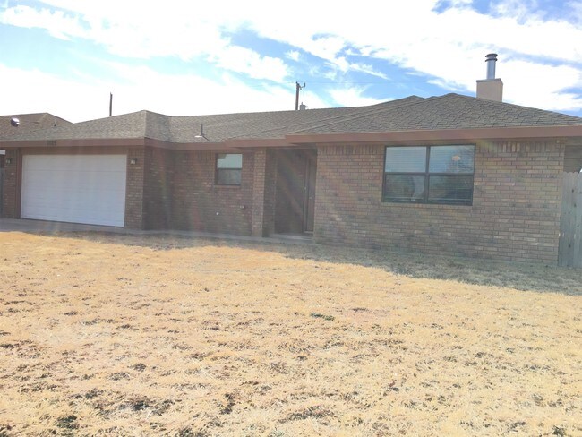 Building Photo - 1025 Stanton Pl