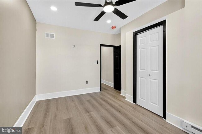 Foto del edificio - 5107 Chancellor St