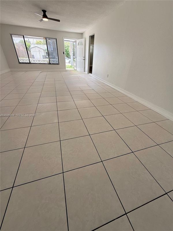 Foto del edificio - 22217 SW 61st Ave