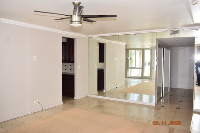 Foto del edificio - Riviera Beach, 2 Bd 2 Ba Charming Apartment