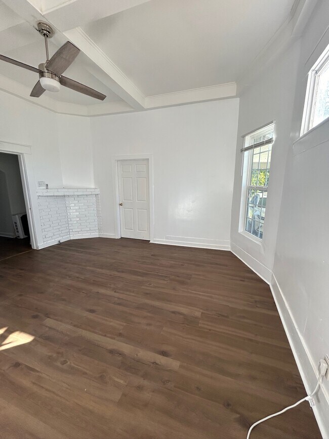 Foto del edificio - 315 Andrews St