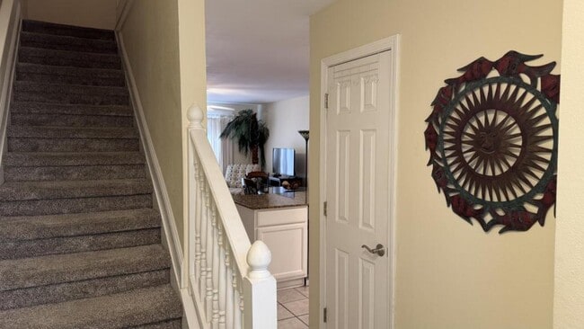 Foto del edificio - 1664 Beach Blvd