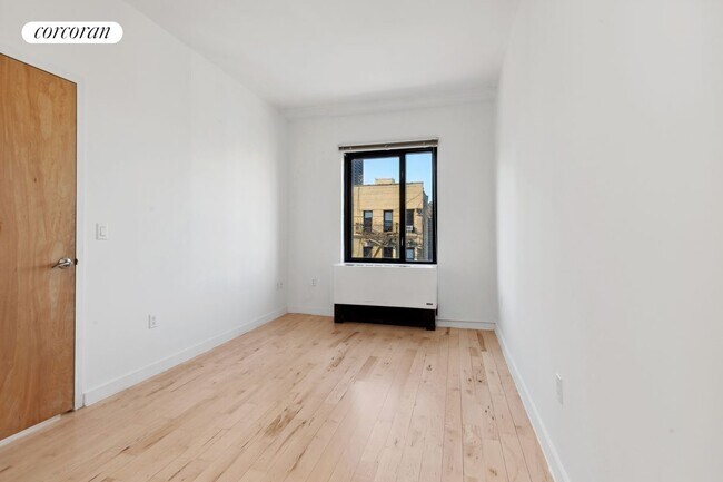 Foto del edificio - 1595 Lexington Ave