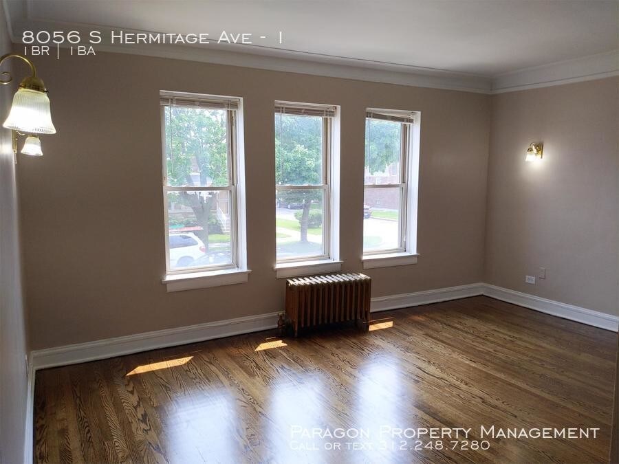 Primary Photo - 8056 S Hermitage Ave