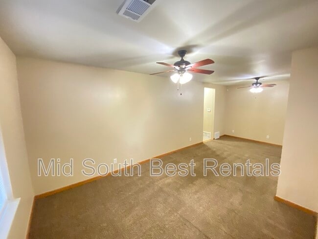 Building Photo - 2011 Corning Ave