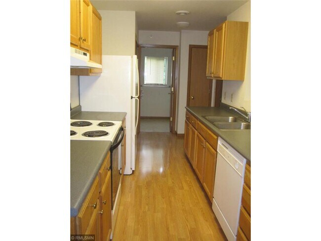 Foto del edificio - 237 Broadway St