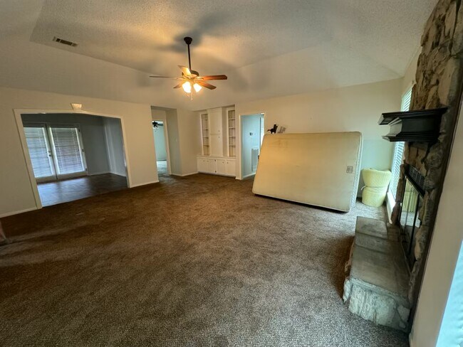 Building Photo - 3063 County Road 580
