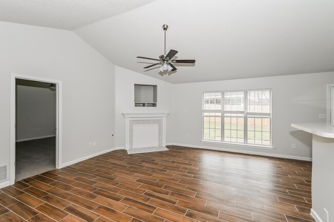 Foto del edificio - 9857 Averbury Dr