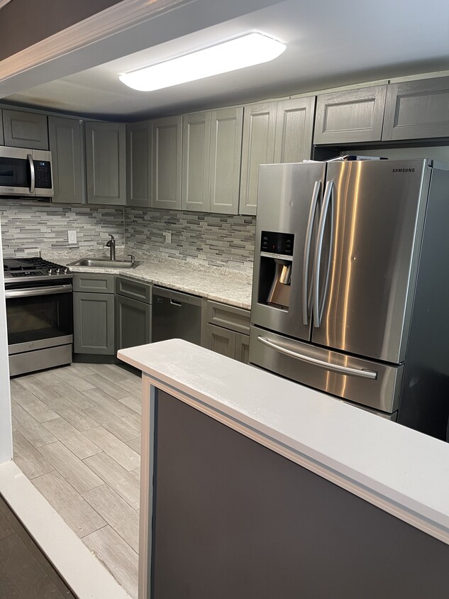Kitchen - 113 Spring Valley Rd