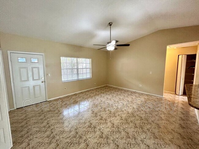 Foto del edificio - 5723 Kneeland Ln