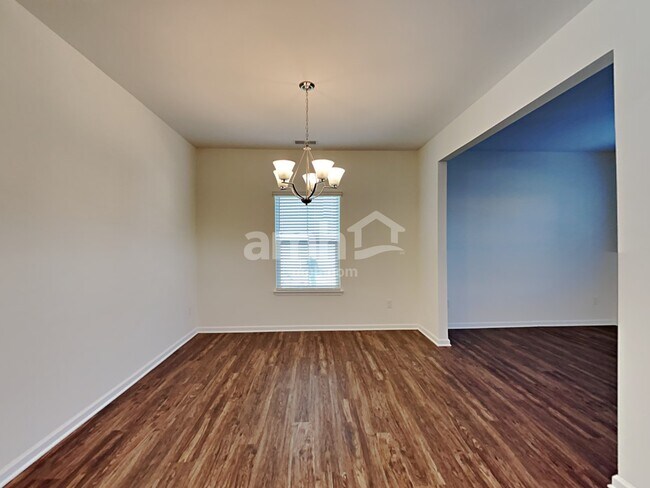 Foto del edificio - 624 Hamilton Pk Dr