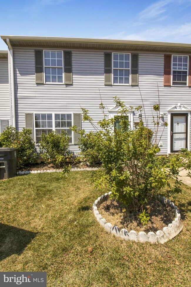 Foto del edificio - 4432 Blue Heron Way