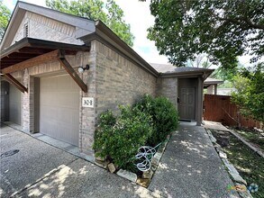 Building Photo - 362 E Faust St